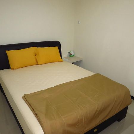 Budget Guest House Tunas Mandiri Jaya Malang Ngoại thất bức ảnh