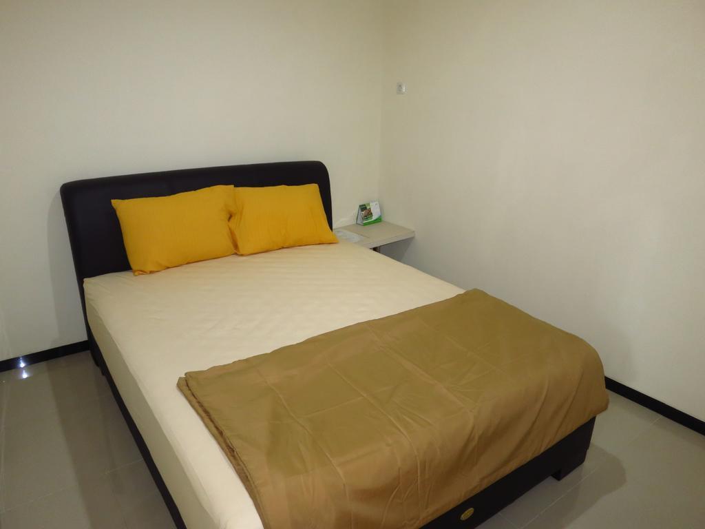 Budget Guest House Tunas Mandiri Jaya Malang Ngoại thất bức ảnh