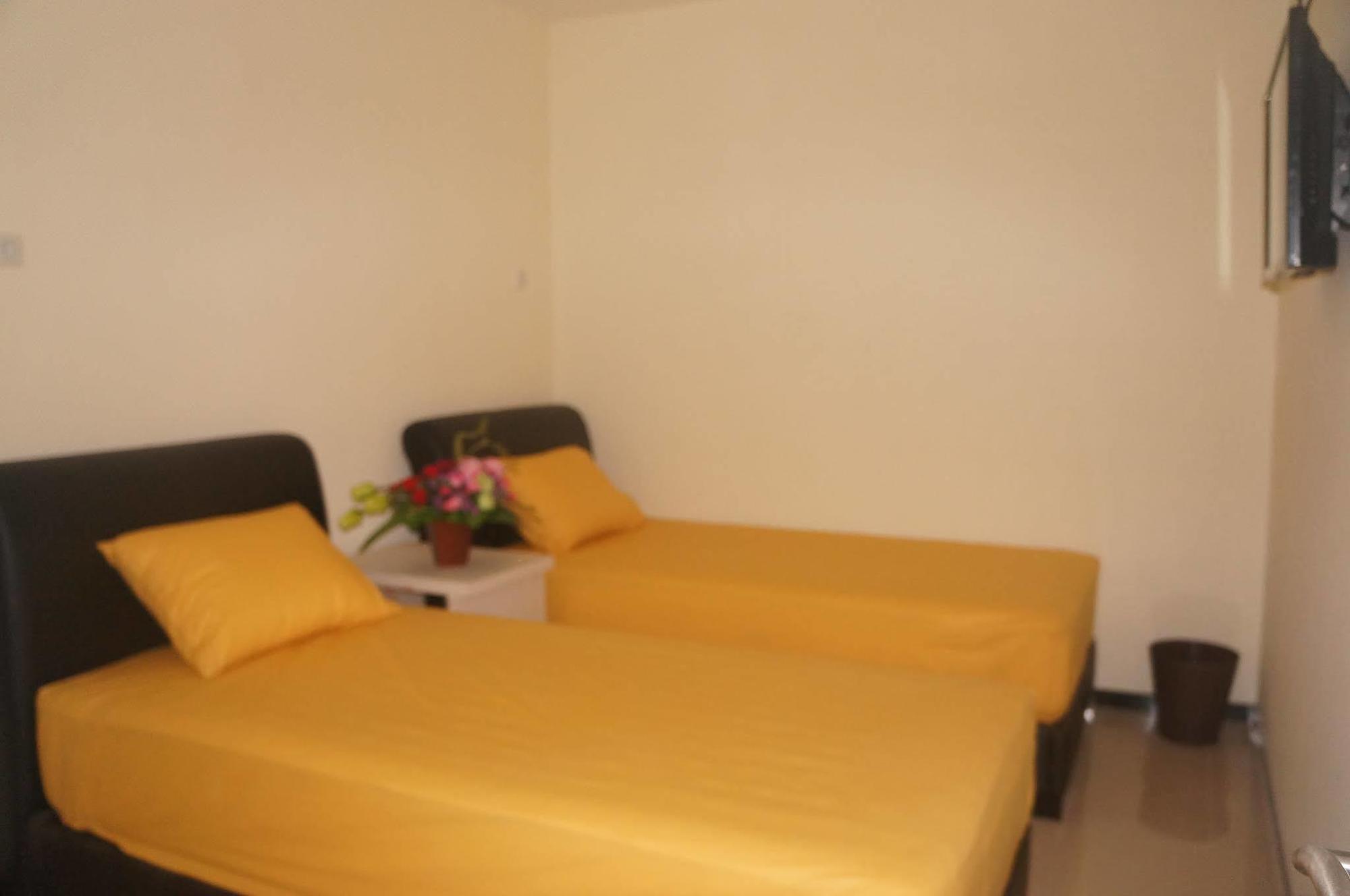Budget Guest House Tunas Mandiri Jaya Malang Ngoại thất bức ảnh